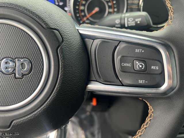 Used 2023 Jeep Gladiator - photo 21