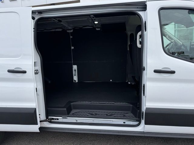 New 2026 Ford Transit 250 - photo 29