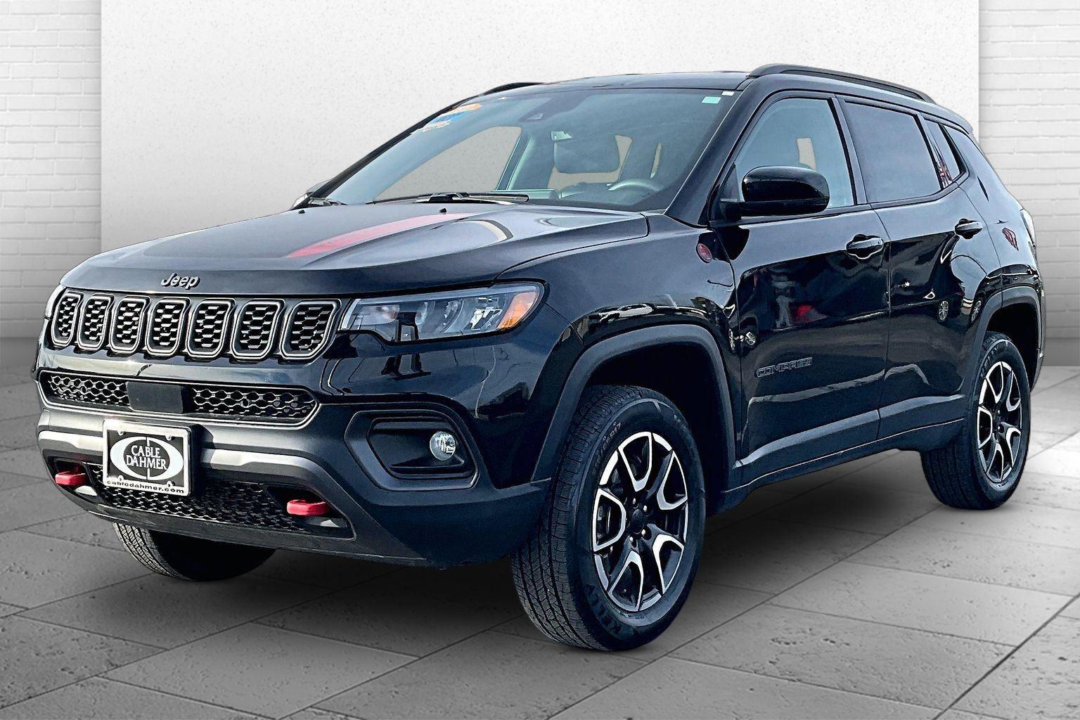 Used 2024 Jeep Compass - photo 8