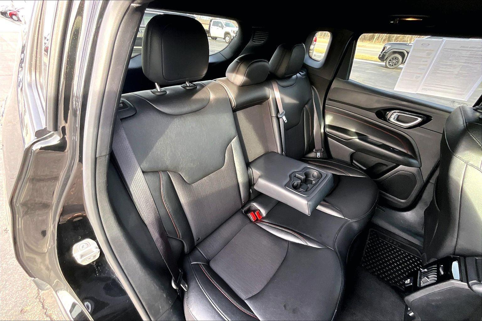 Used 2024 Jeep Compass - photo 19