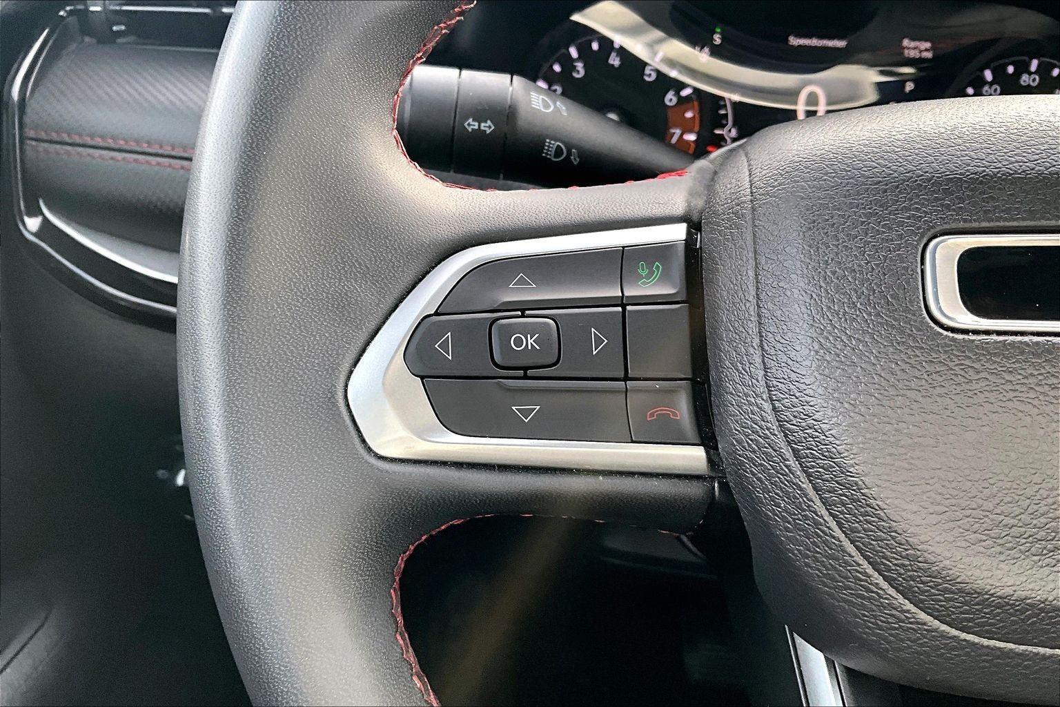 Used 2024 Jeep Compass - photo 14
