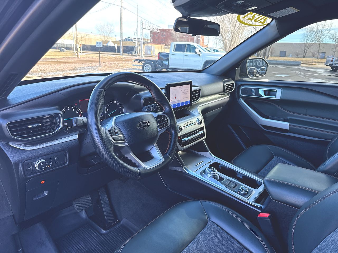 Used 2021 Ford Explorer - photo 12