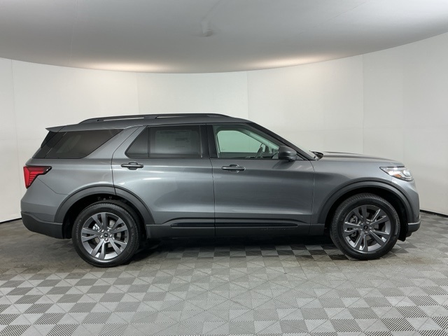 New 2026 Ford Explorer - photo 16