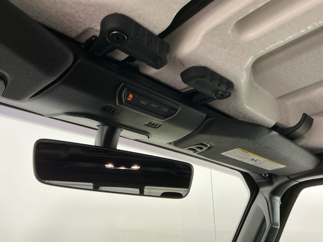 Used 2020 Jeep Gladiator - photo 21