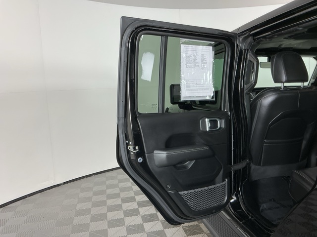 Used 2020 Jeep Gladiator - photo 26