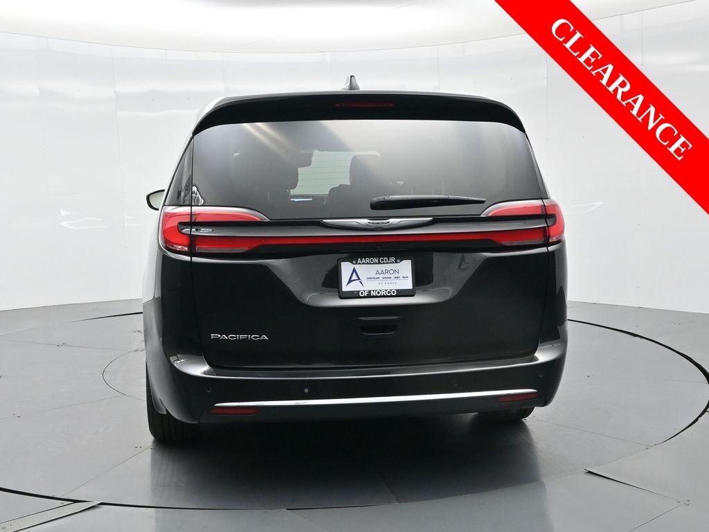 Used 2024 Chrysler Pacifica - photo 46