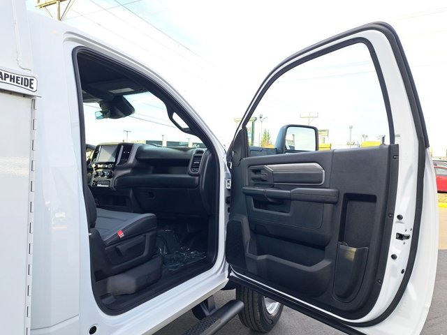 New 2026 Ram 5500 - photo 13