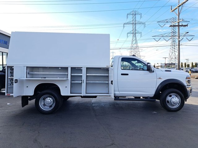 New 2026 Ram 5500 - photo 8