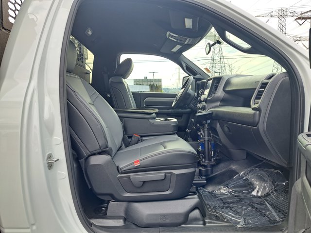 New 2024 Ram 5500 - photo 15