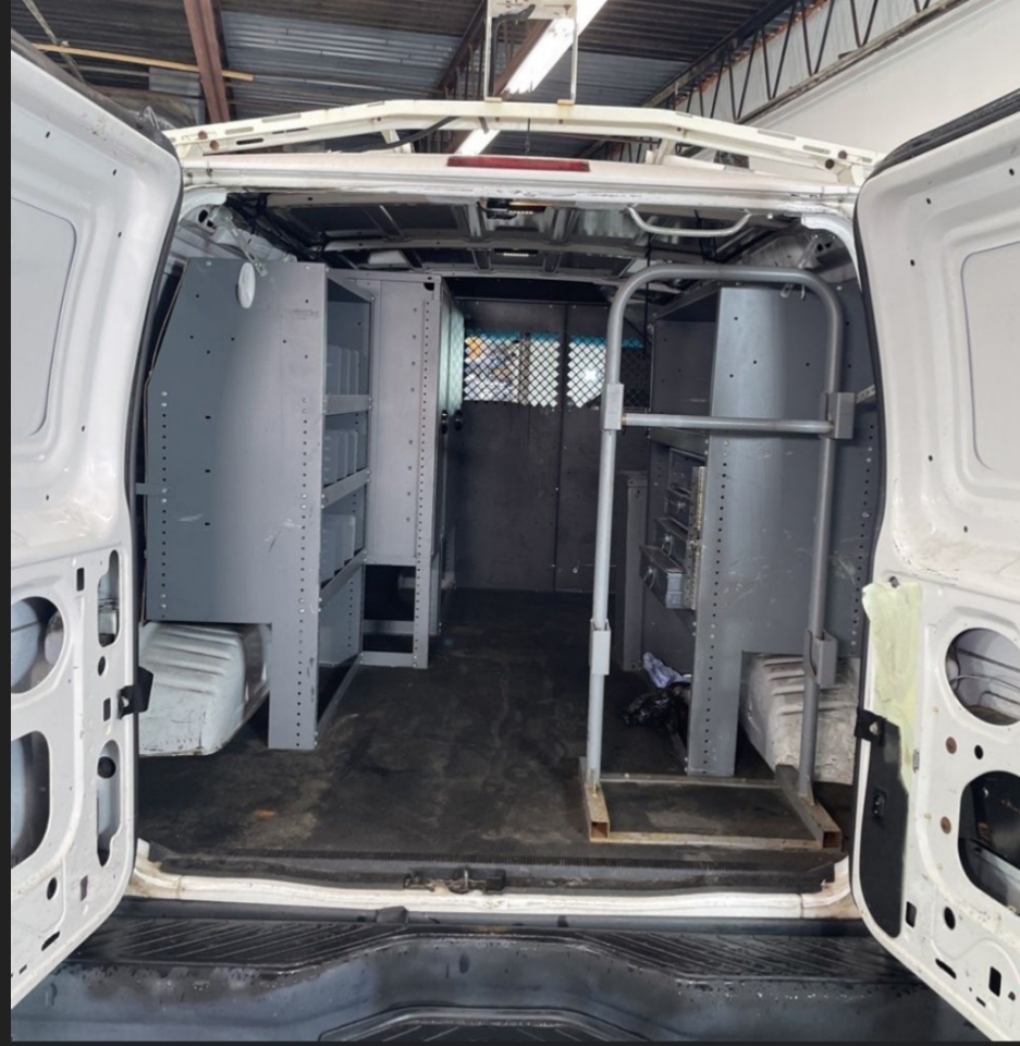 Used 2013 Ford E-150 - photo 5