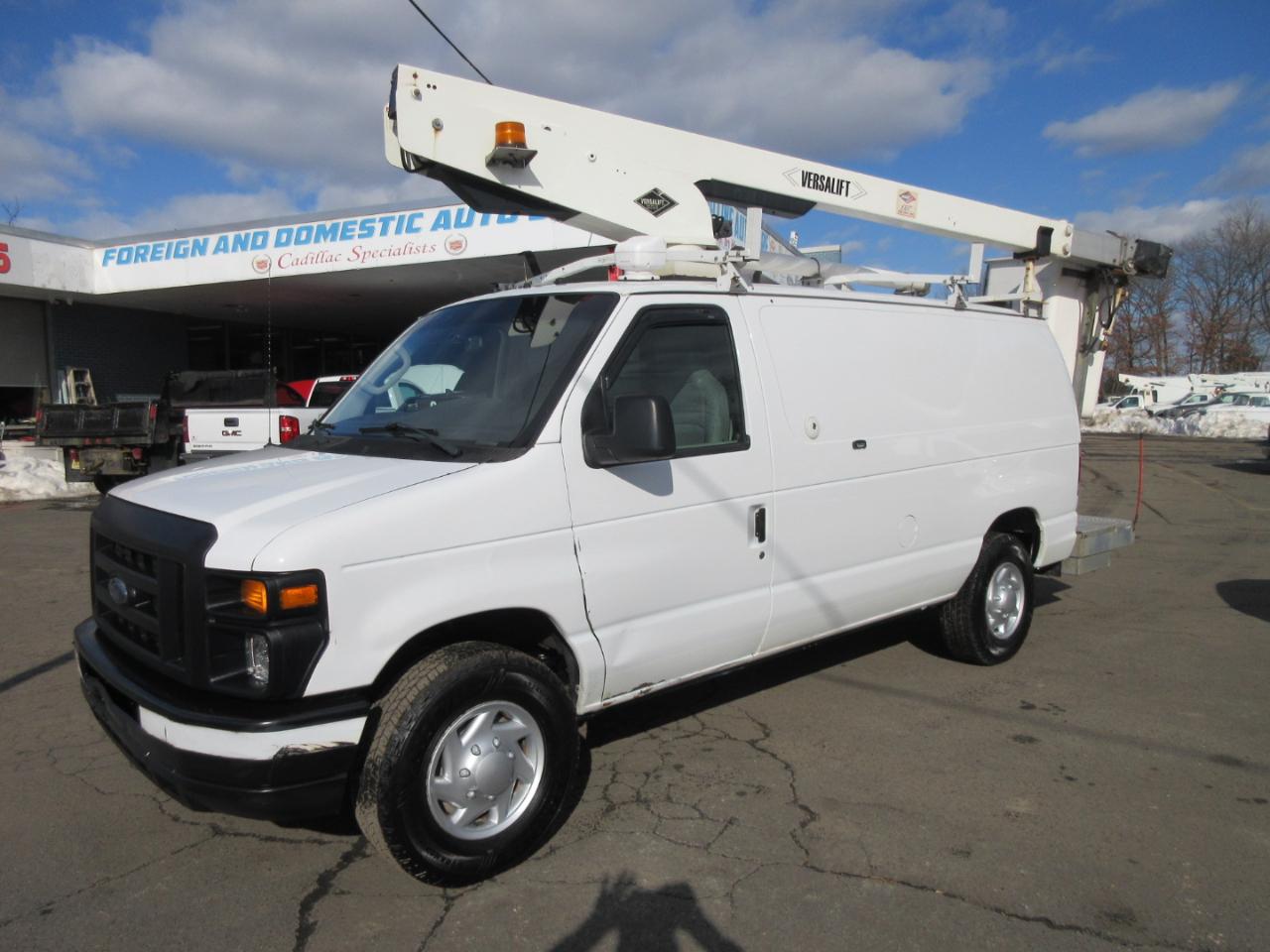 Used 2012 Ford E-350 - photo 43