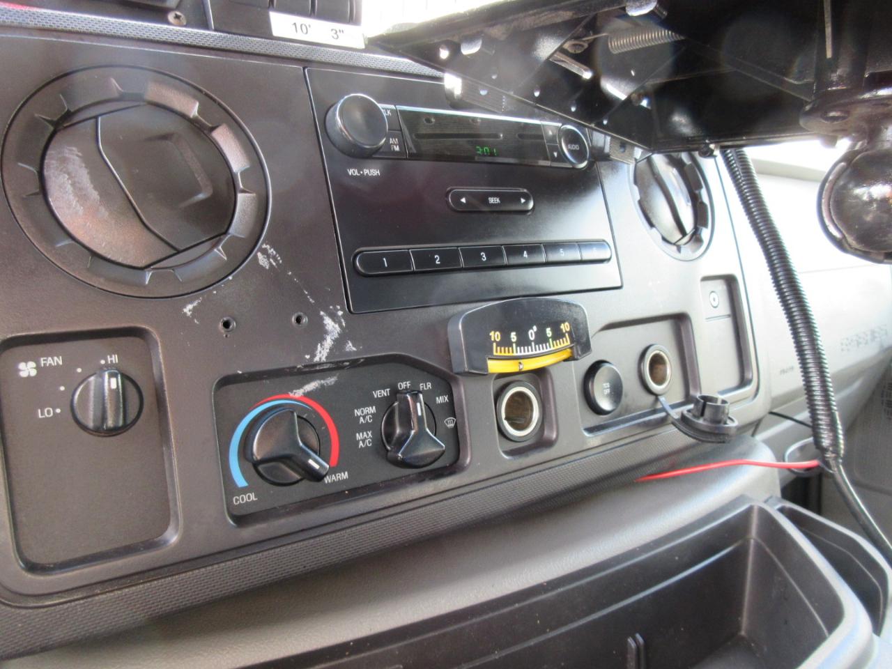 Used 2012 Ford E-350 - photo 20