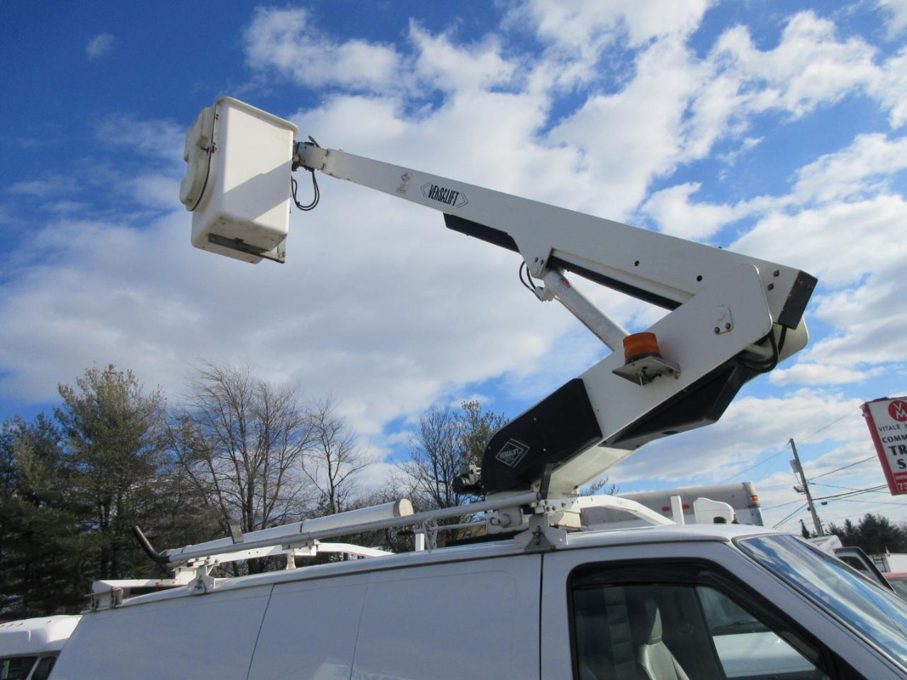 Used 2012 Ford E-350 - photo 26