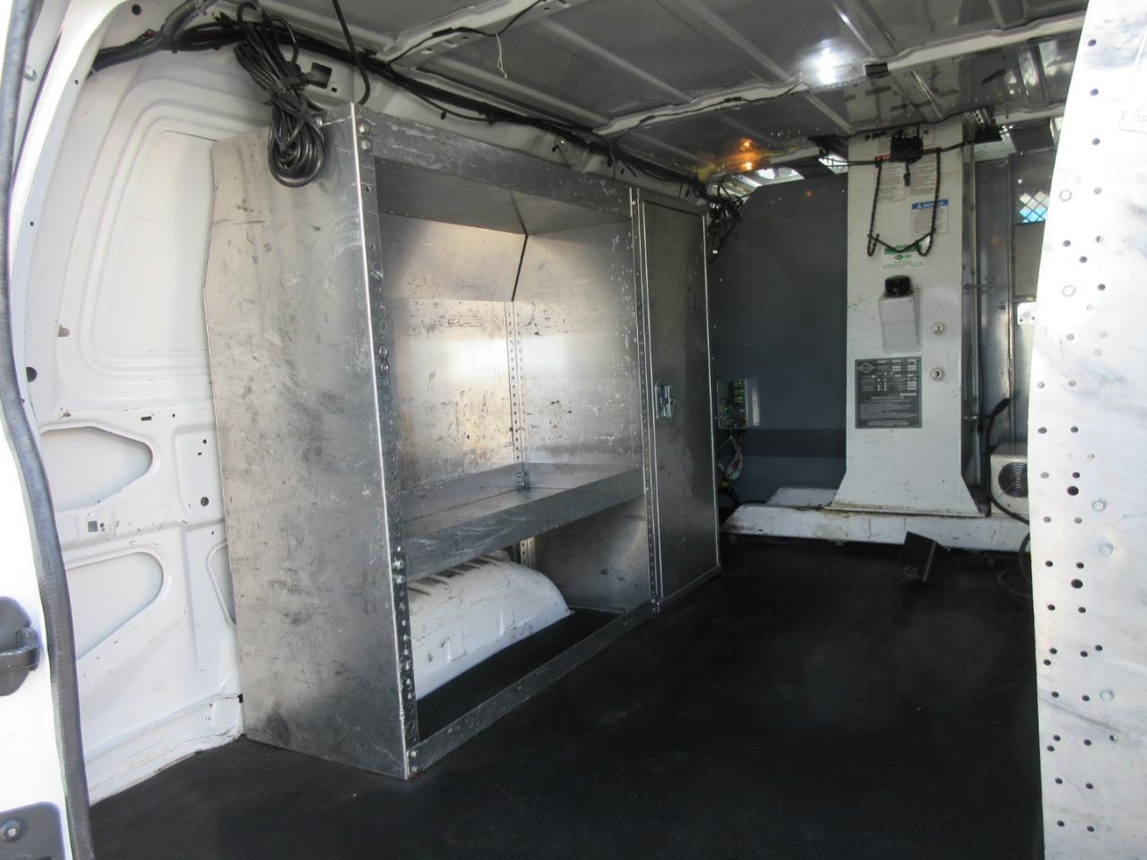 Used 2012 Ford E-350 - photo 34