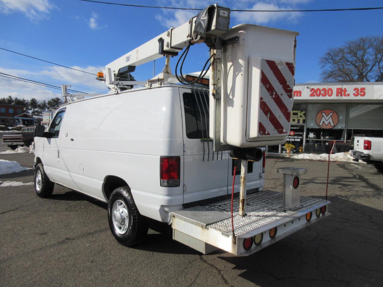 Used 2012 Ford E-350 - photo 45