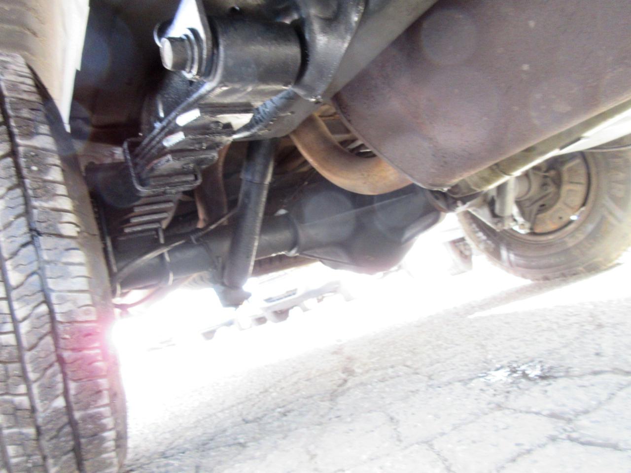 Used 2012 Ford E-350 - photo 40