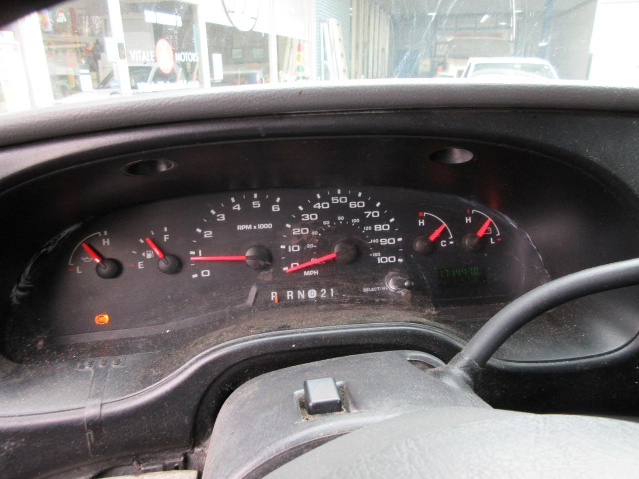 Used 2007 Ford E-350 - photo 20