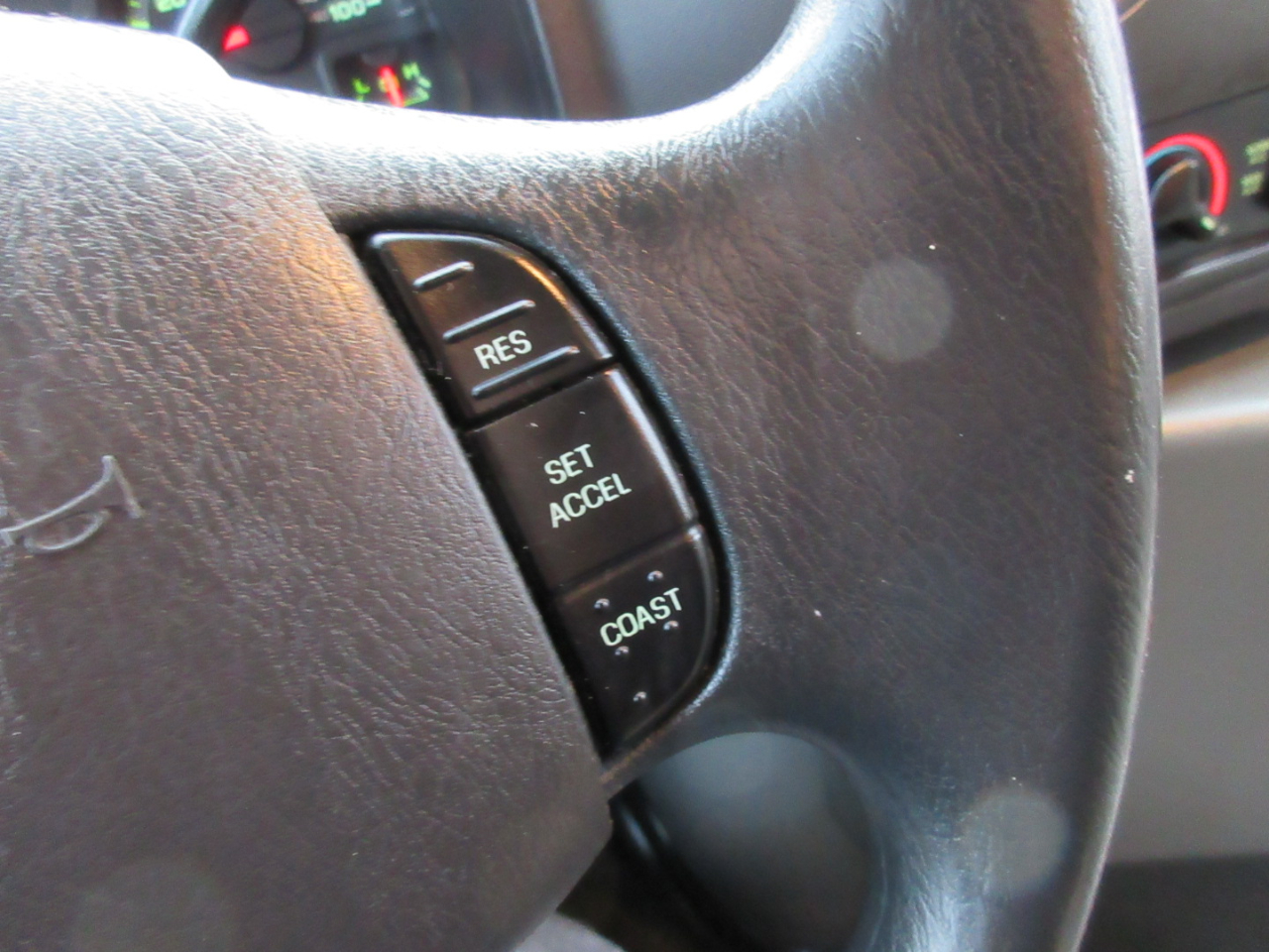 Used 2013 Ford E-450 - photo 5