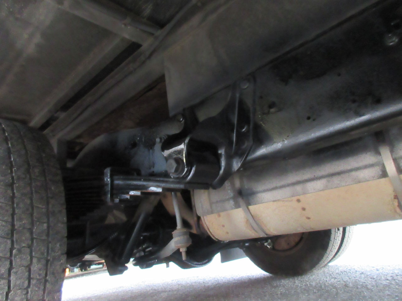 Used 2013 Ford E-450 - photo 9