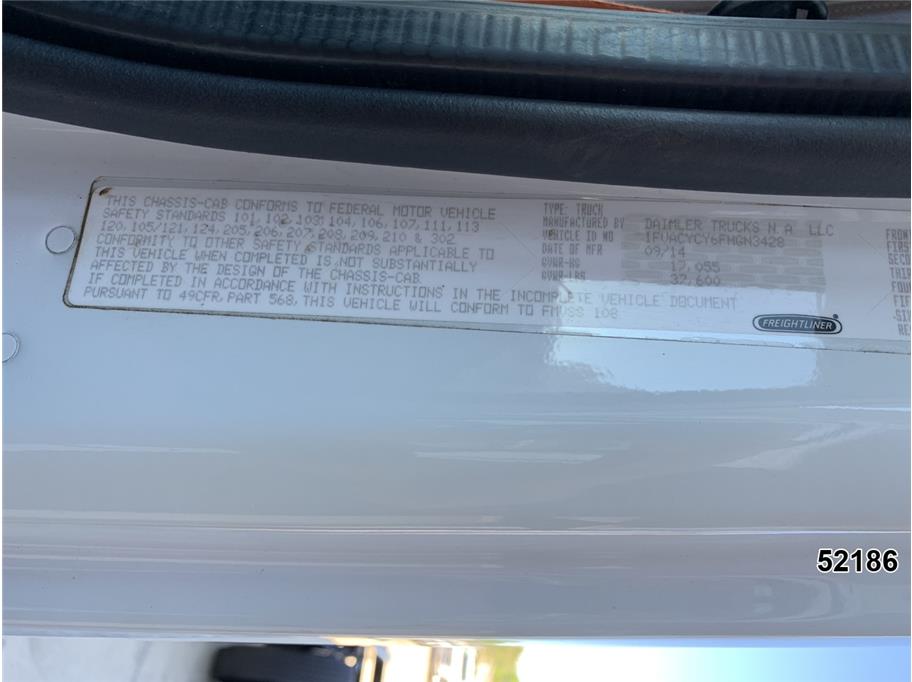 Used 2015 Freightliner M2 106 - photo 20