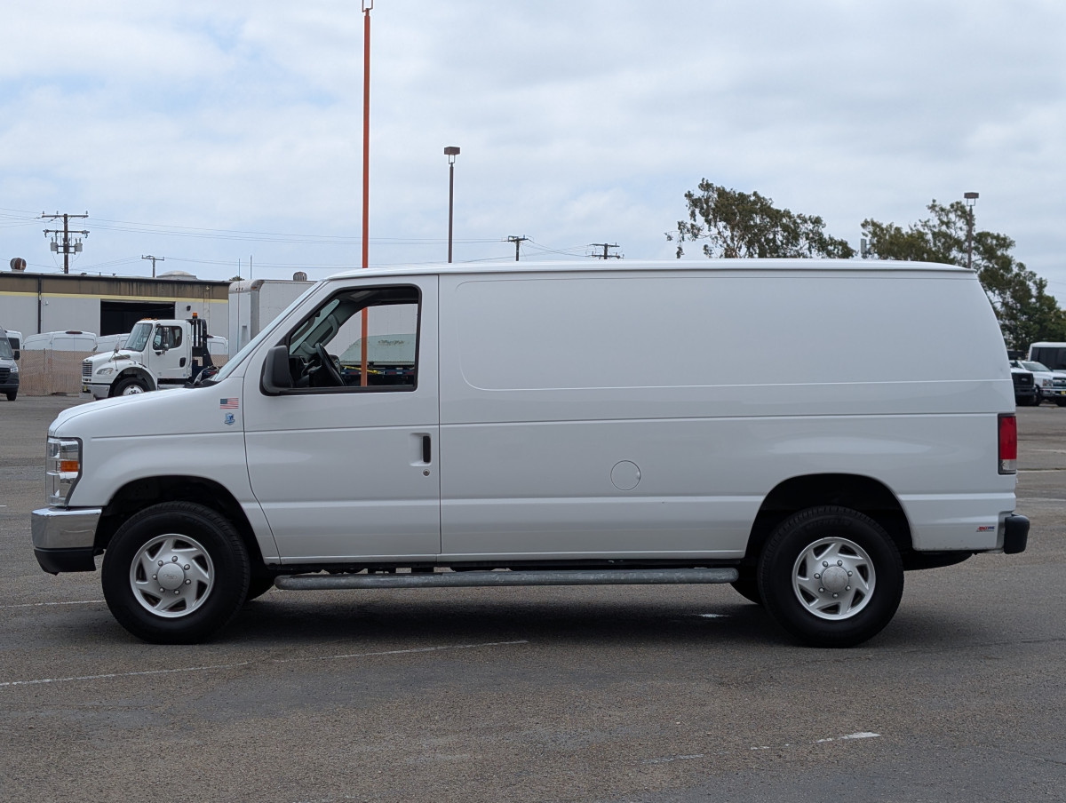 Used 2014 Ford E-250 - photo 6