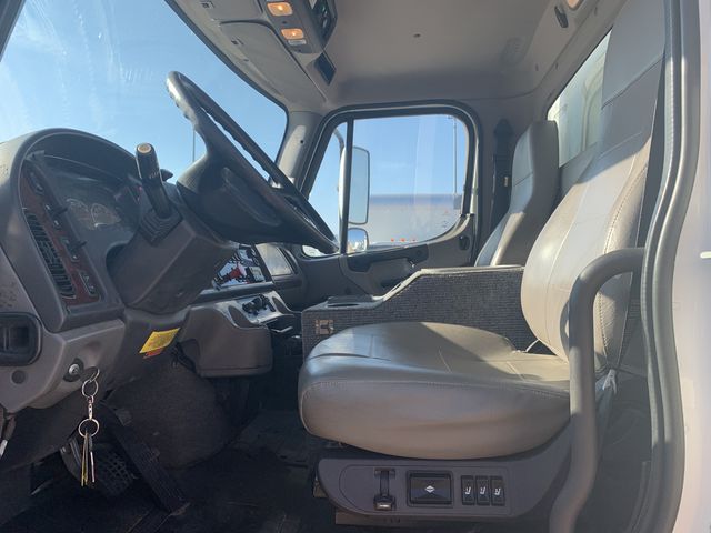 Used 2015 Freightliner M2 112 - photo 10