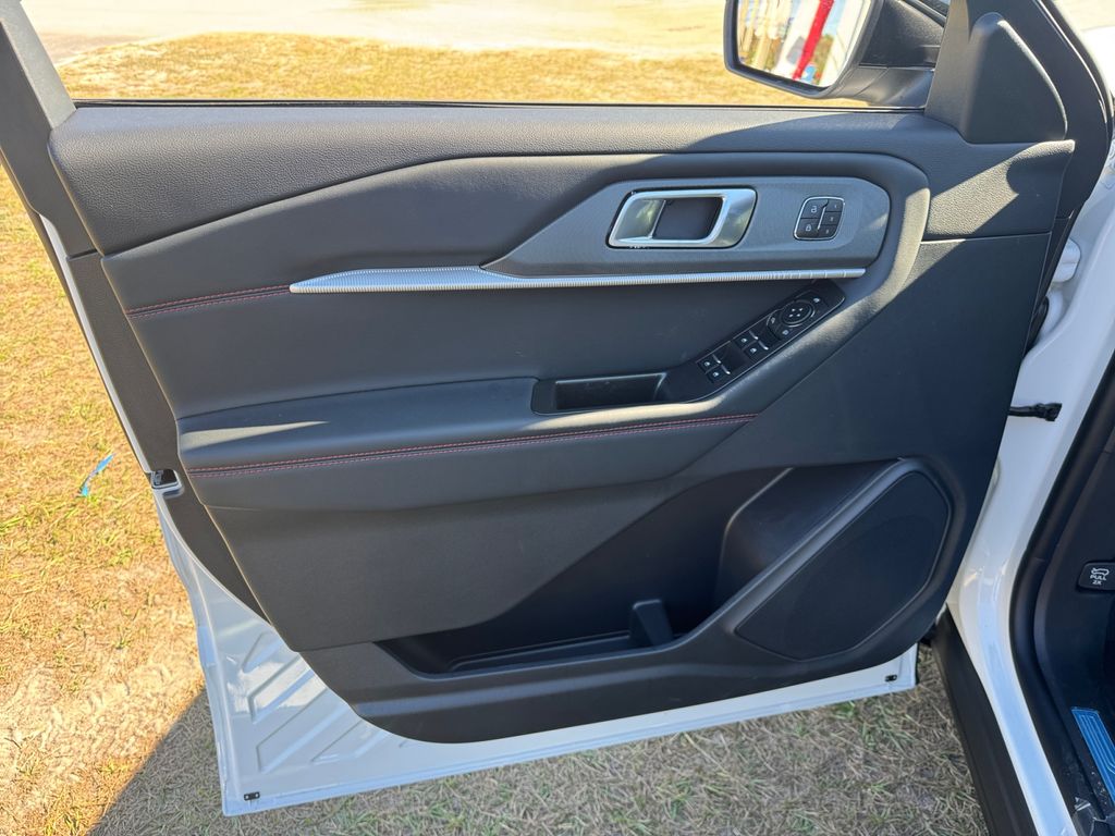 New 2026 Ford Explorer - photo 24