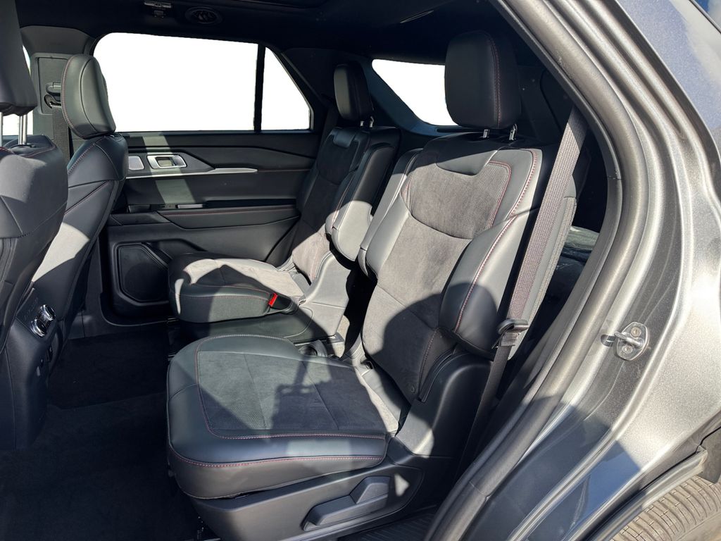 New 2026 Ford Explorer - photo 16
