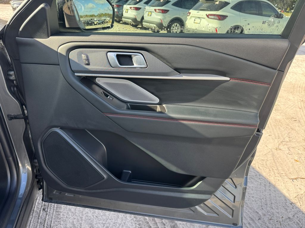 New 2026 Ford Explorer - photo 21