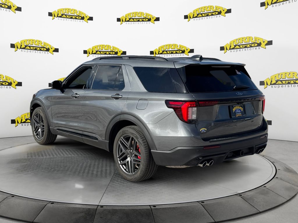 New 2026 Ford Explorer - photo 2