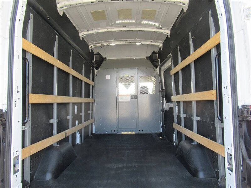 Used 2021 Ford Transit 250 - photo 10