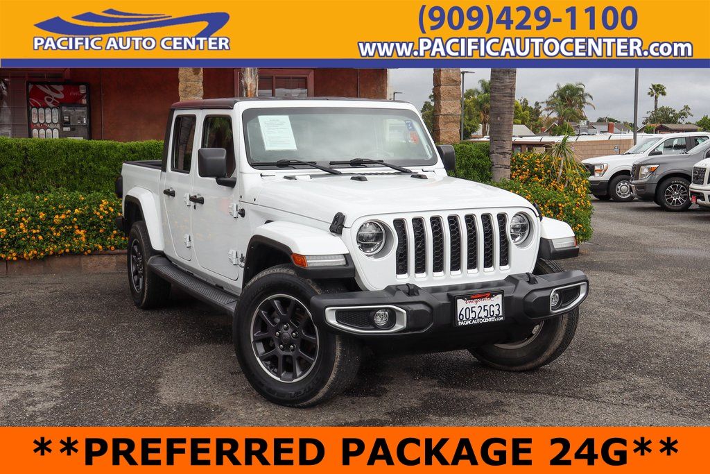 Used 2021 Jeep Gladiator - photo 1