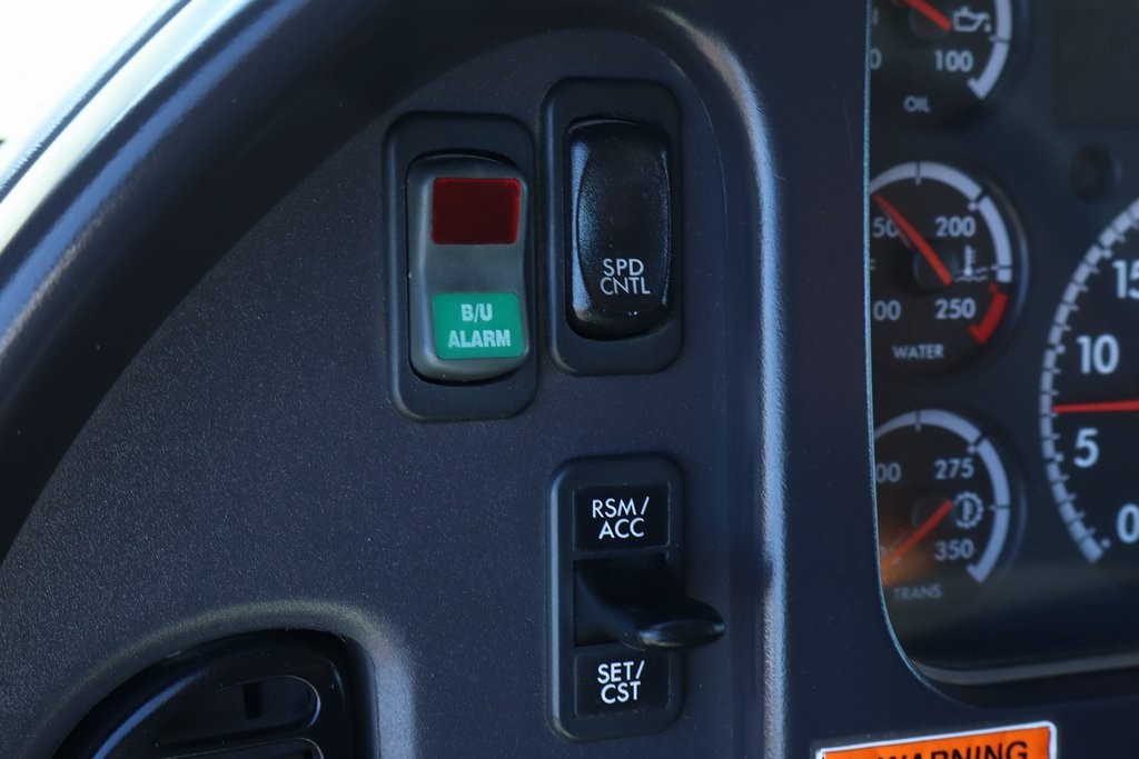 Used 2016 Freightliner M2 - photo 26