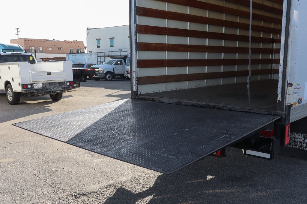 Used 2017 Ford F-550 - photo 12