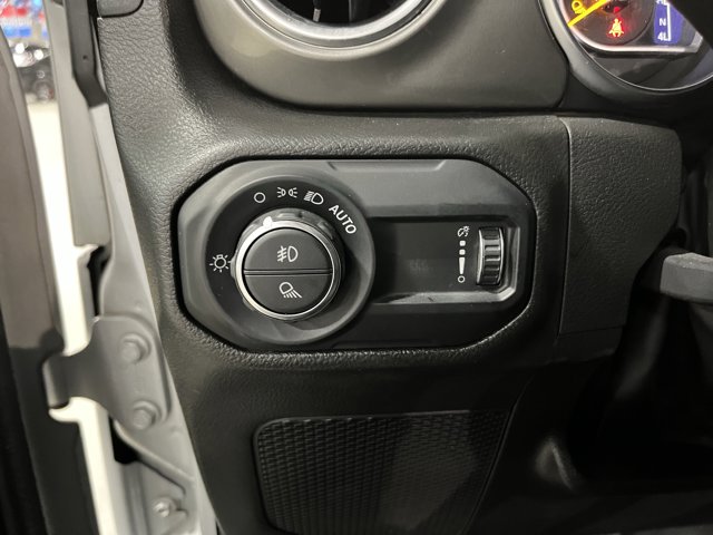 Used 2023 Jeep Gladiator - photo 26