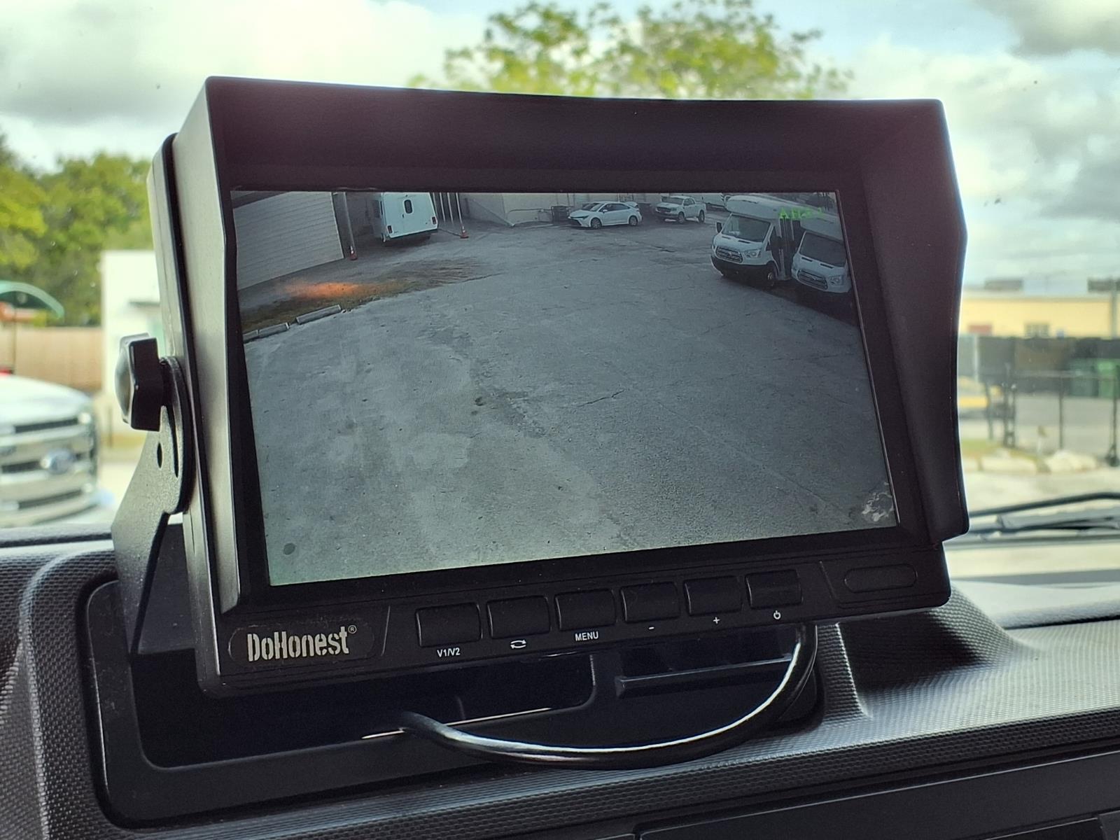 Used 2017 Ford E-350 - photo 14