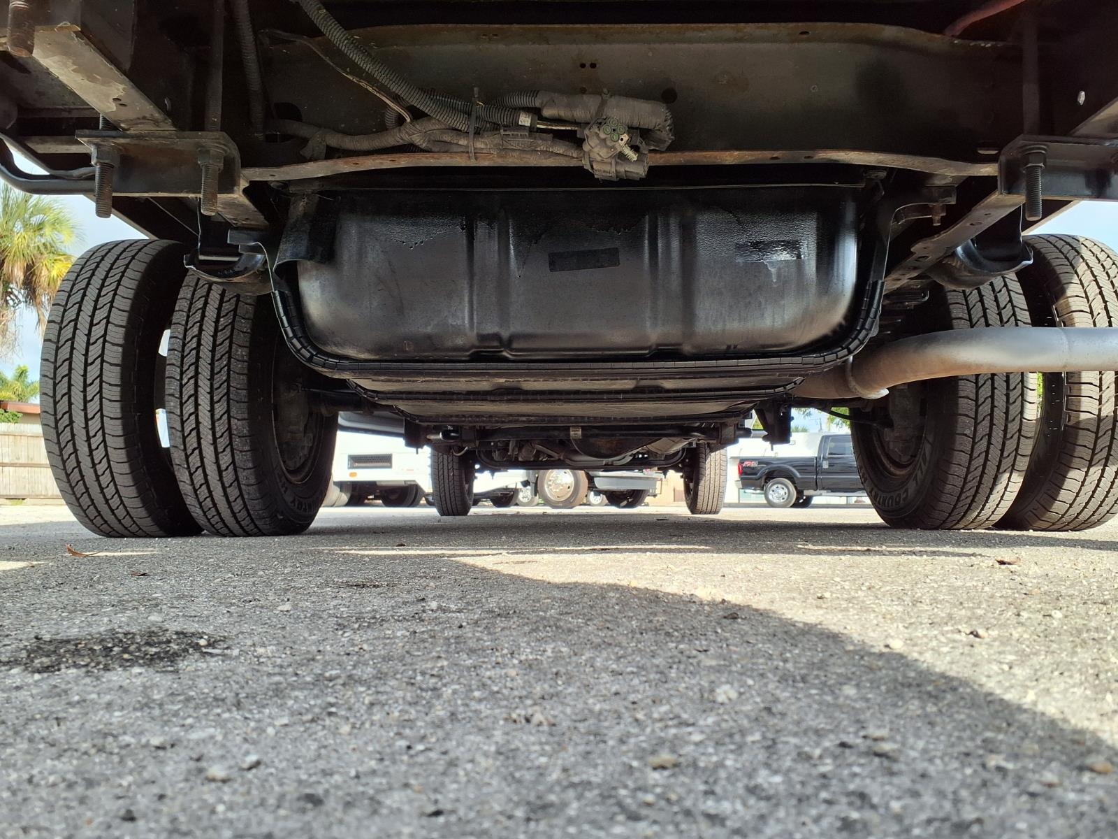 Used 2017 Ford E-350 - photo 26