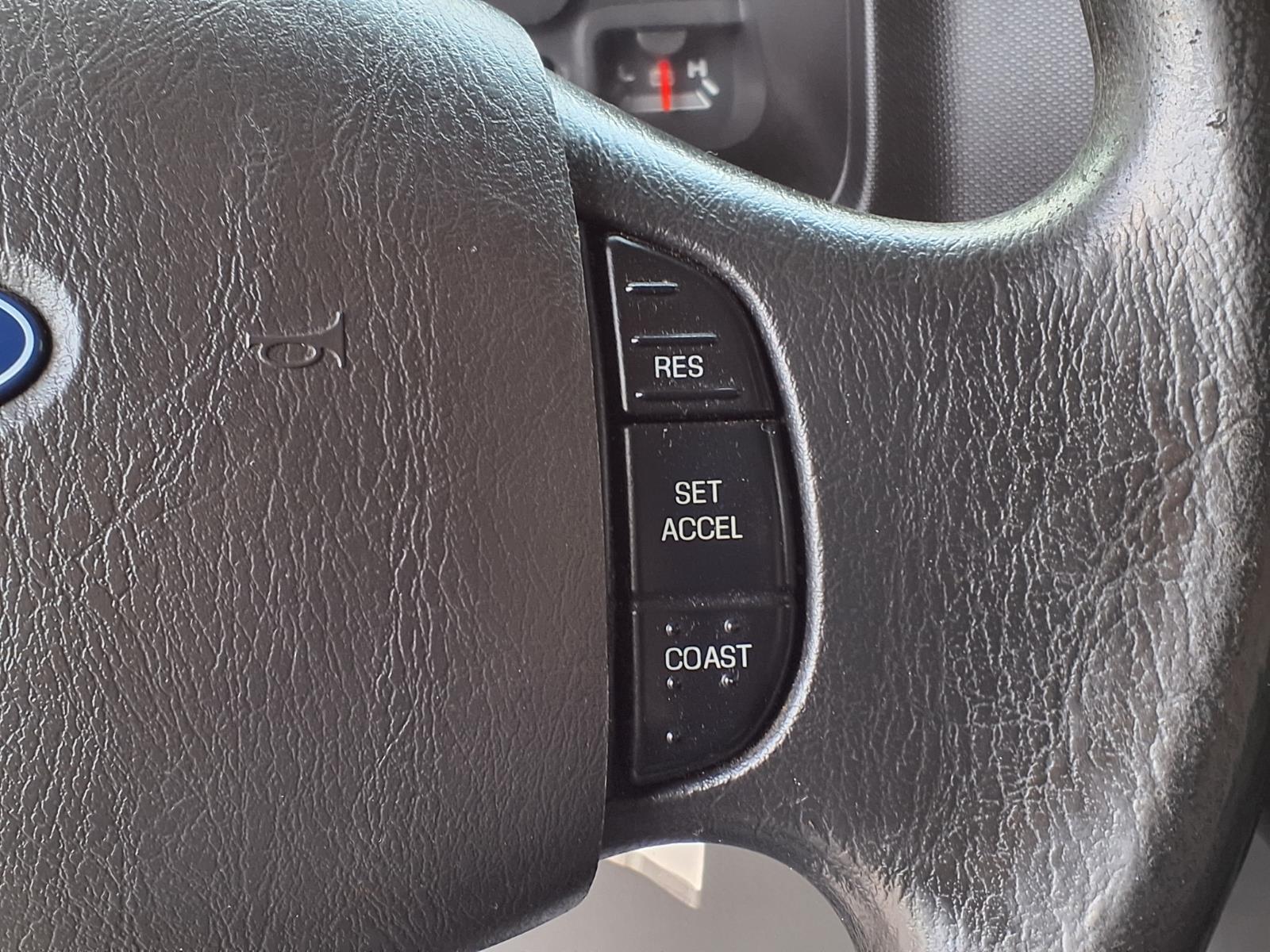 Used 2017 Ford E-350 - photo 32