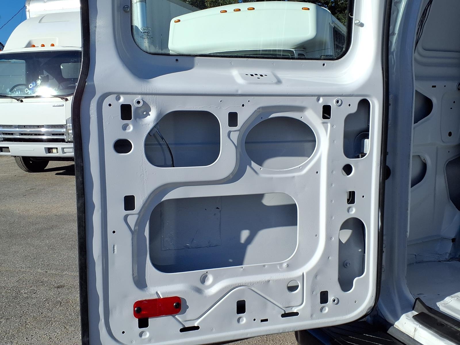 Used 2012 Ford E-250 - photo 26