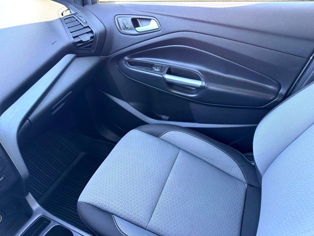 Used 2019 Ford Escape - photo 29