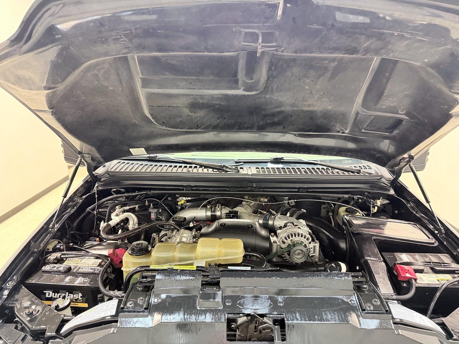 Used 2001 Ford Excursion - photo 17