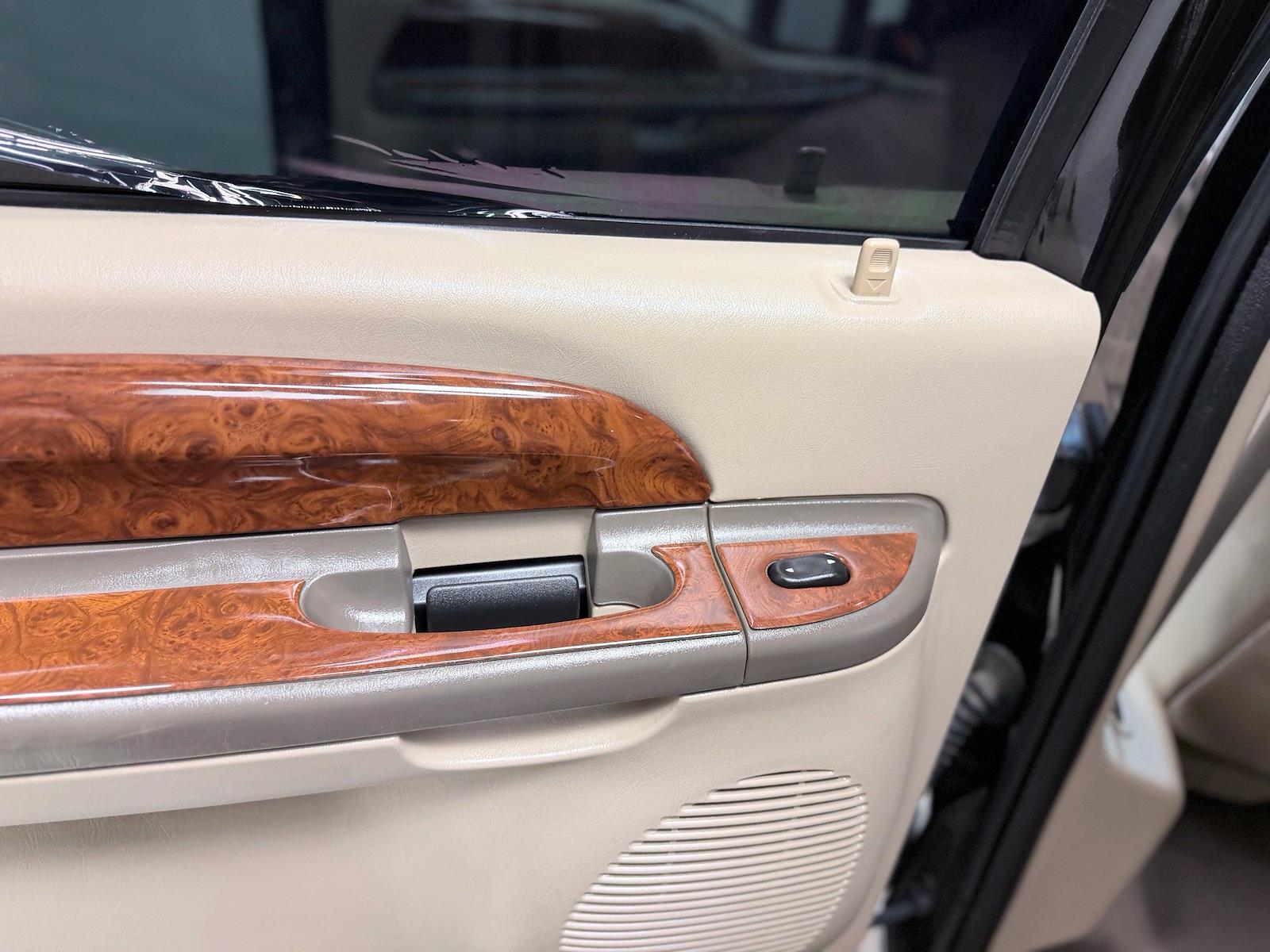 Used 2001 Ford Excursion - photo 35