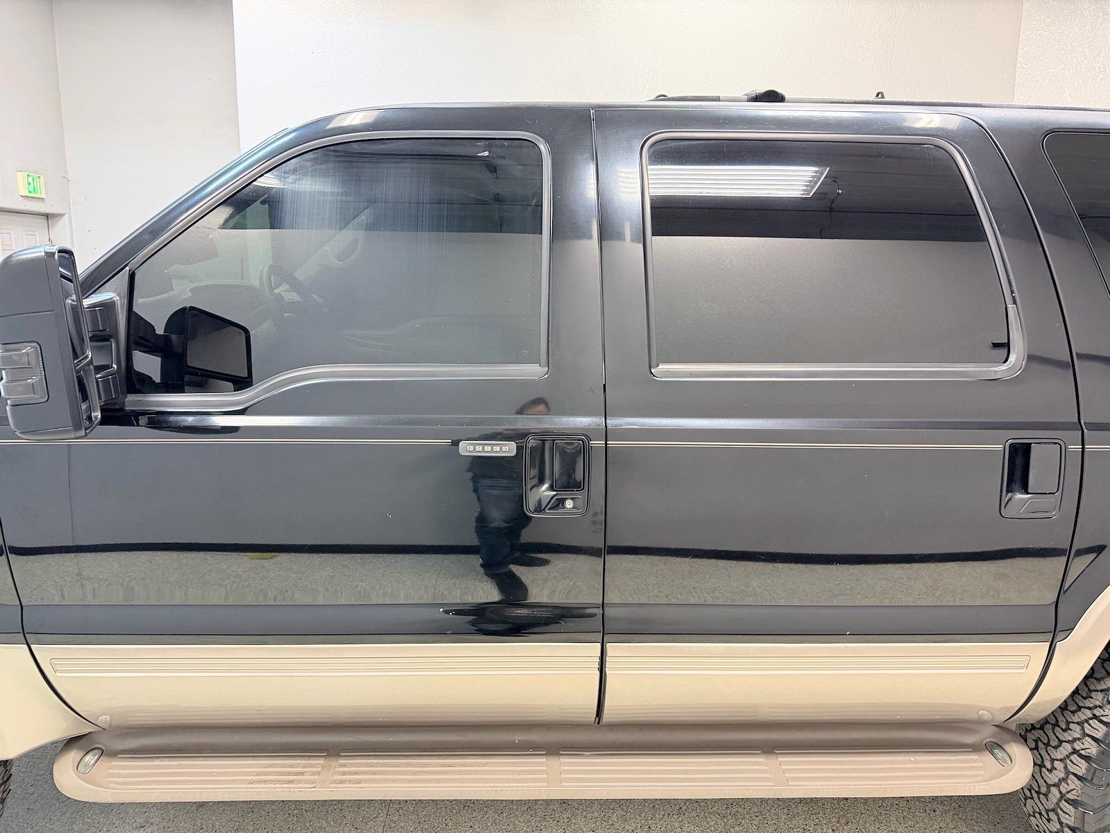 Used 2001 Ford Excursion - photo 7