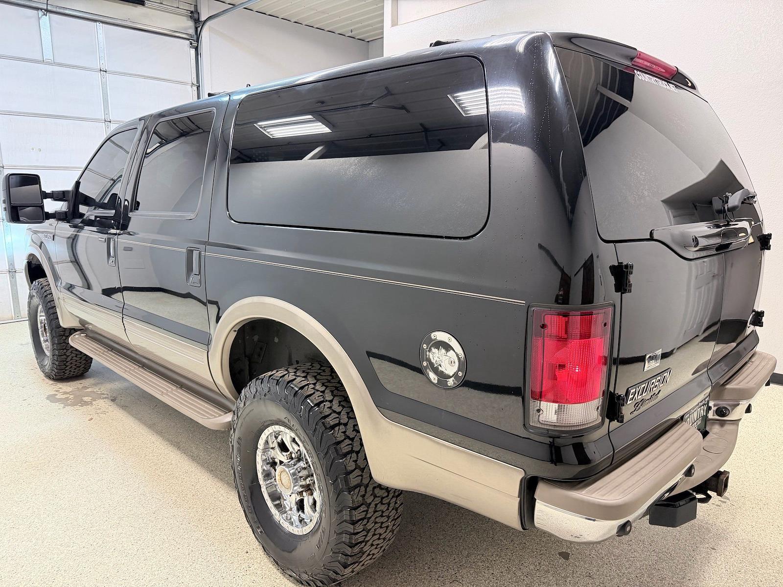 Used 2001 Ford Excursion - photo 8