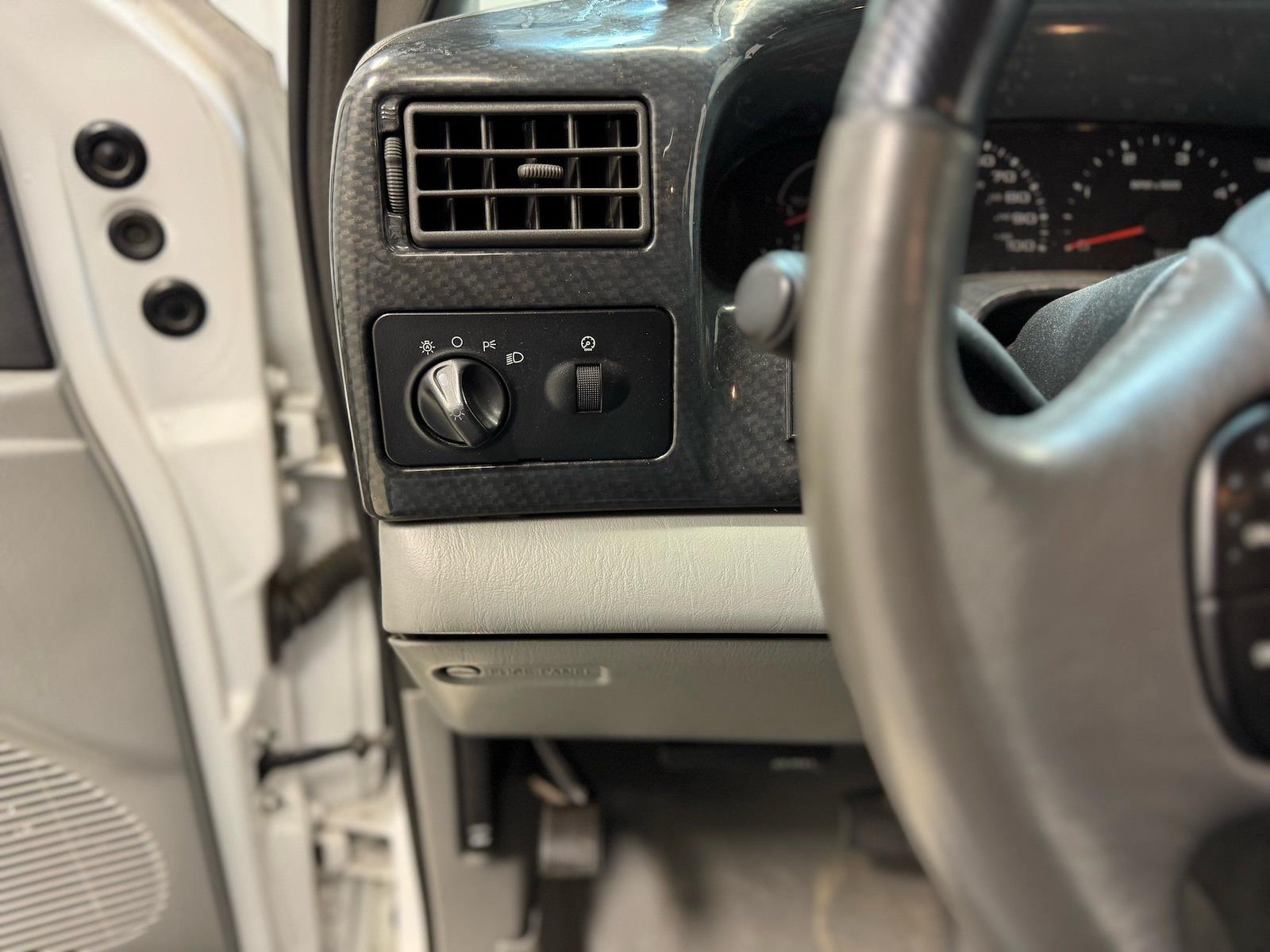 Used 2003 Ford F-450 - photo 27