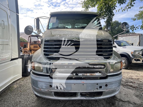 Used 2008 Sterling A9500 - photo 2