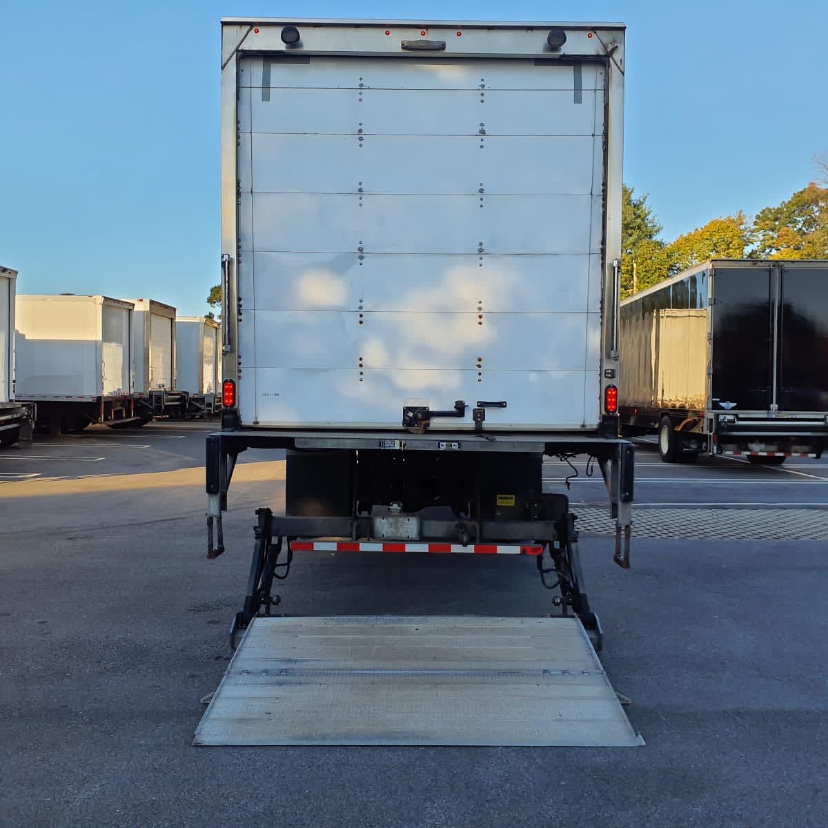 Used 2020 Freightliner M2 - photo 7