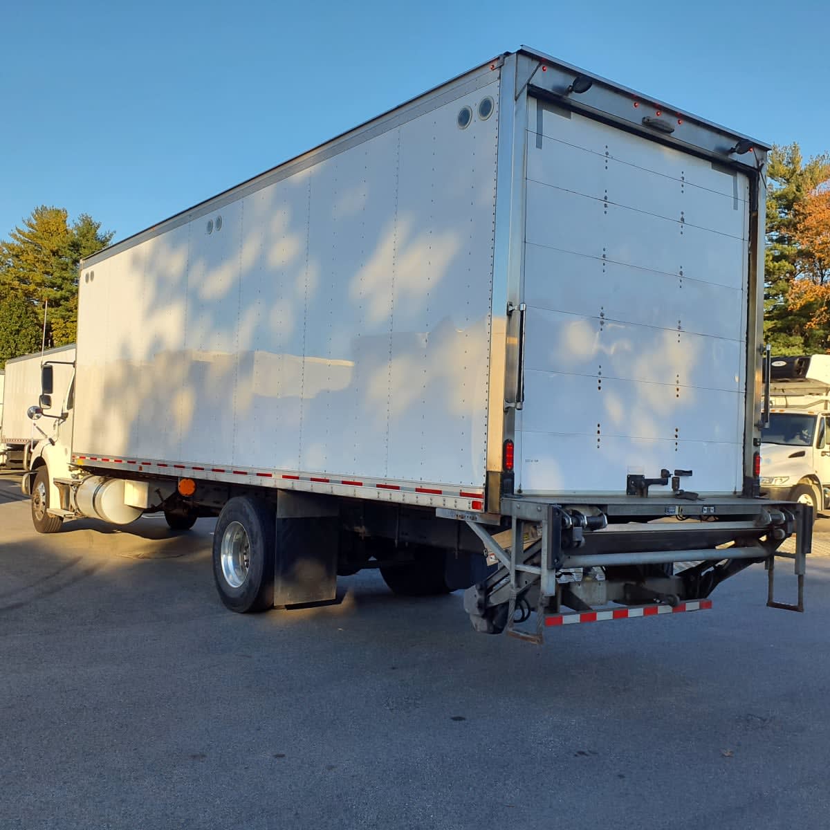Used 2020 Freightliner M2 - photo 8