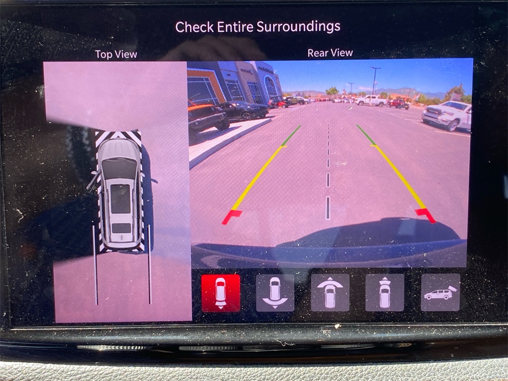 Used 2021 Chrysler Pacifica - photo 13