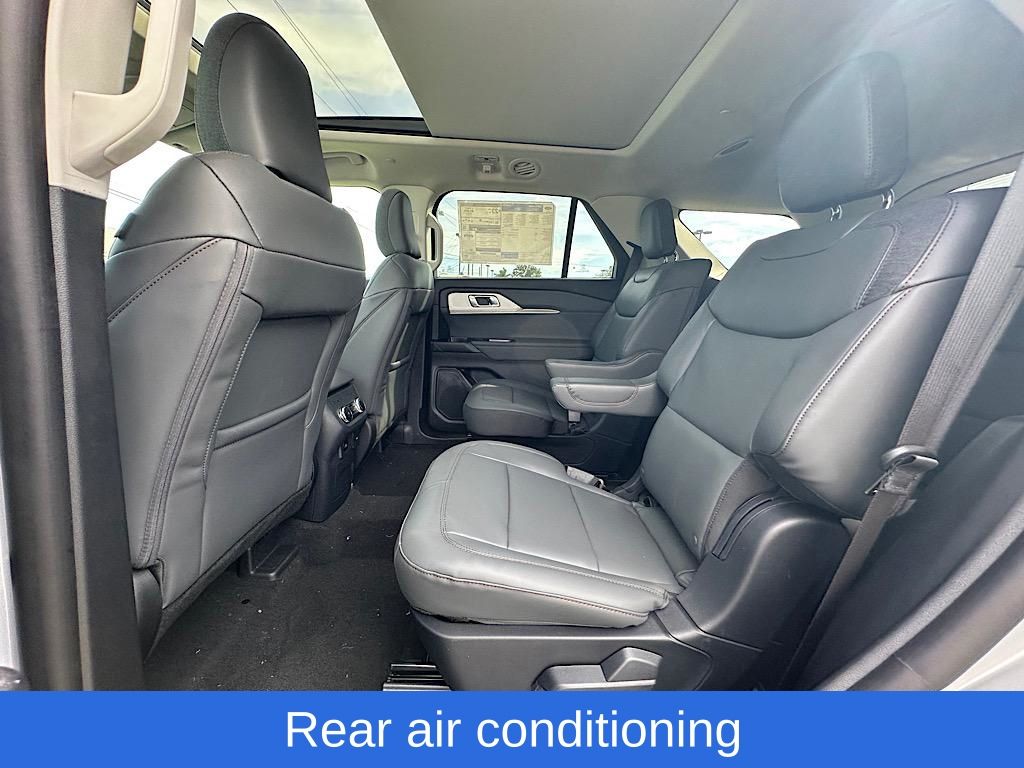 New 2026 Ford Explorer - photo 13